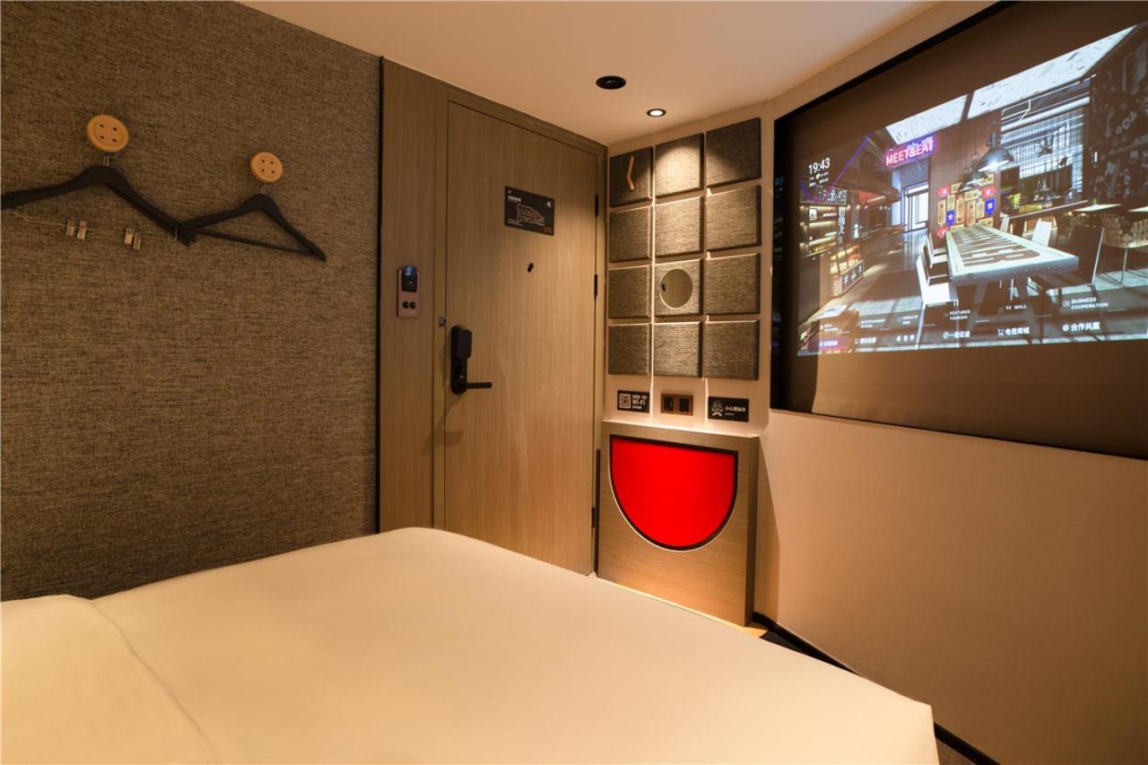 Fenk Attitude Hotel Guangzhou Railway Station Exterior photo